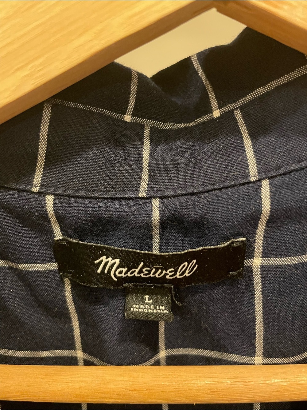 Madewell women's large navy blue window pane button down - Picture 3 of 4